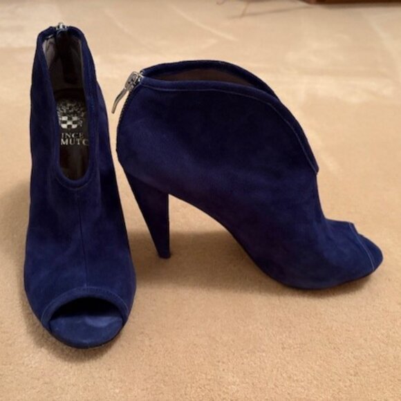 Vince Camuto Blue Suede Bootie 8 - Picture 1 of 6